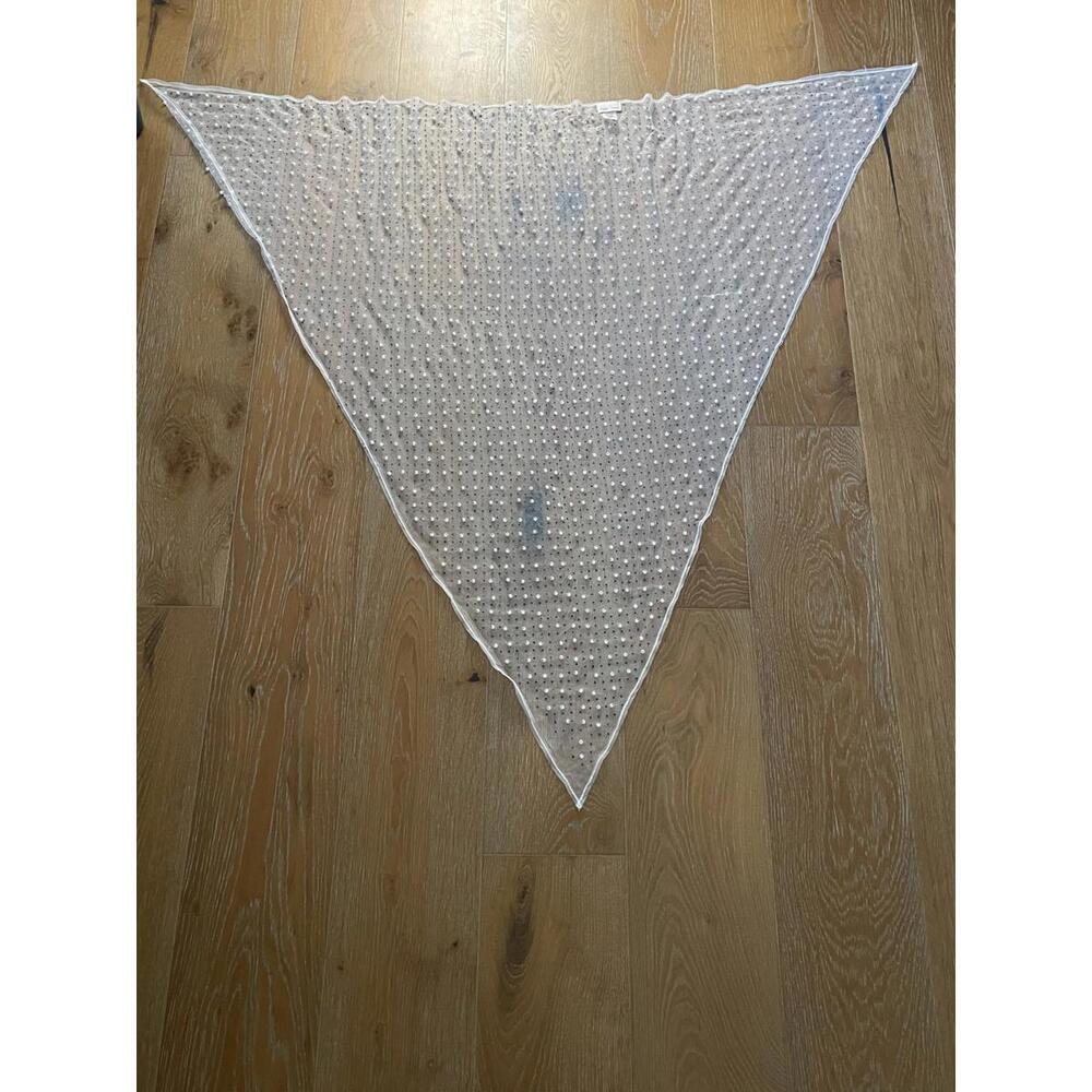 beach bunny Elegant White Sheer Triangle Scarf with Pearl Embellishment size 0/S